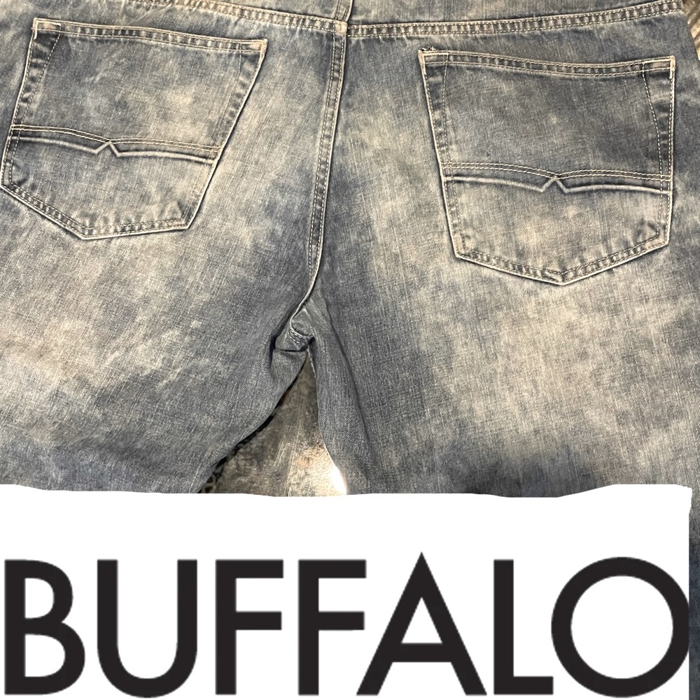 BUFFALO®️ 🦬 by David Bitton™️Driven Basic Straight Men’s Jean Size 38W